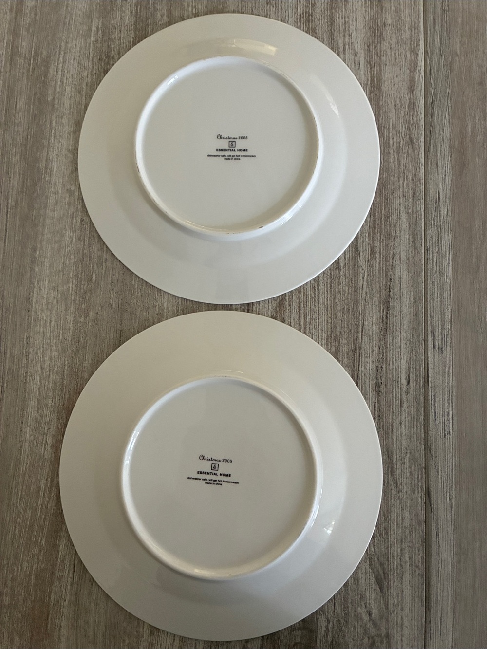 Set of 4 Essential Home Tartan Plaid Salad Plates Christmas Holly - Picture 6 of 6